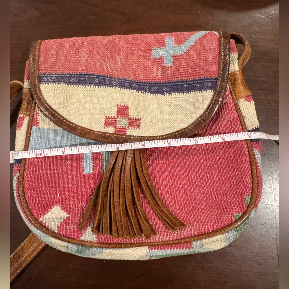 Artisan Southwestern Bohemian Saddle Blanket Leather Strap Crossbody Bag - Picture 14 of 15